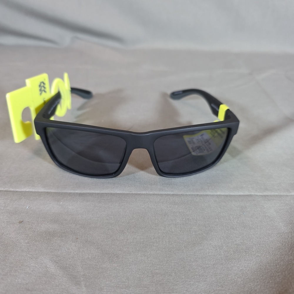 All In‎ Motion Polarized Sunglasses Black Rubberized Size M 21 60